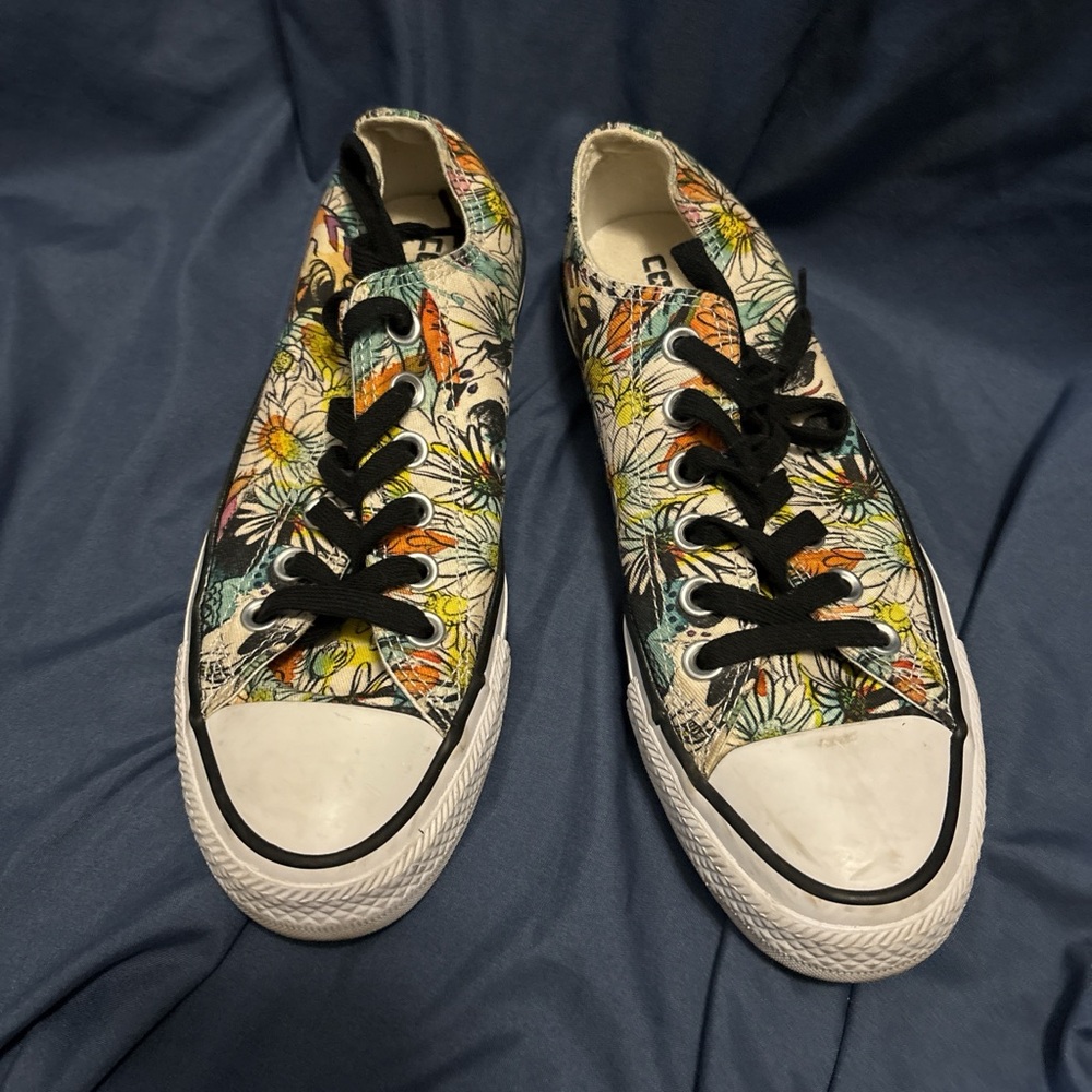 Floral Canvas Converse
